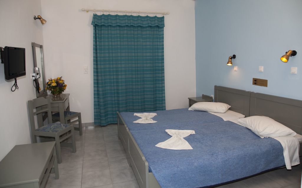 Hotel Blue Jay Marmari  Exterior photo